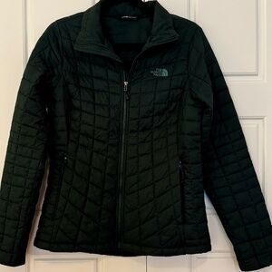 The North Face Hunter Green Women's Small Puffer Quilted Nylon Thermoball Jacket